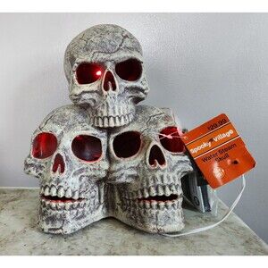 Spooky Village Water Steam Fogging Skull Halloween Prop Light up New 10” Tested!